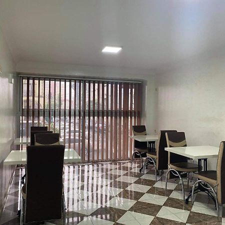 Family Hotel Μπατούμι Εξωτερικό φωτογραφία