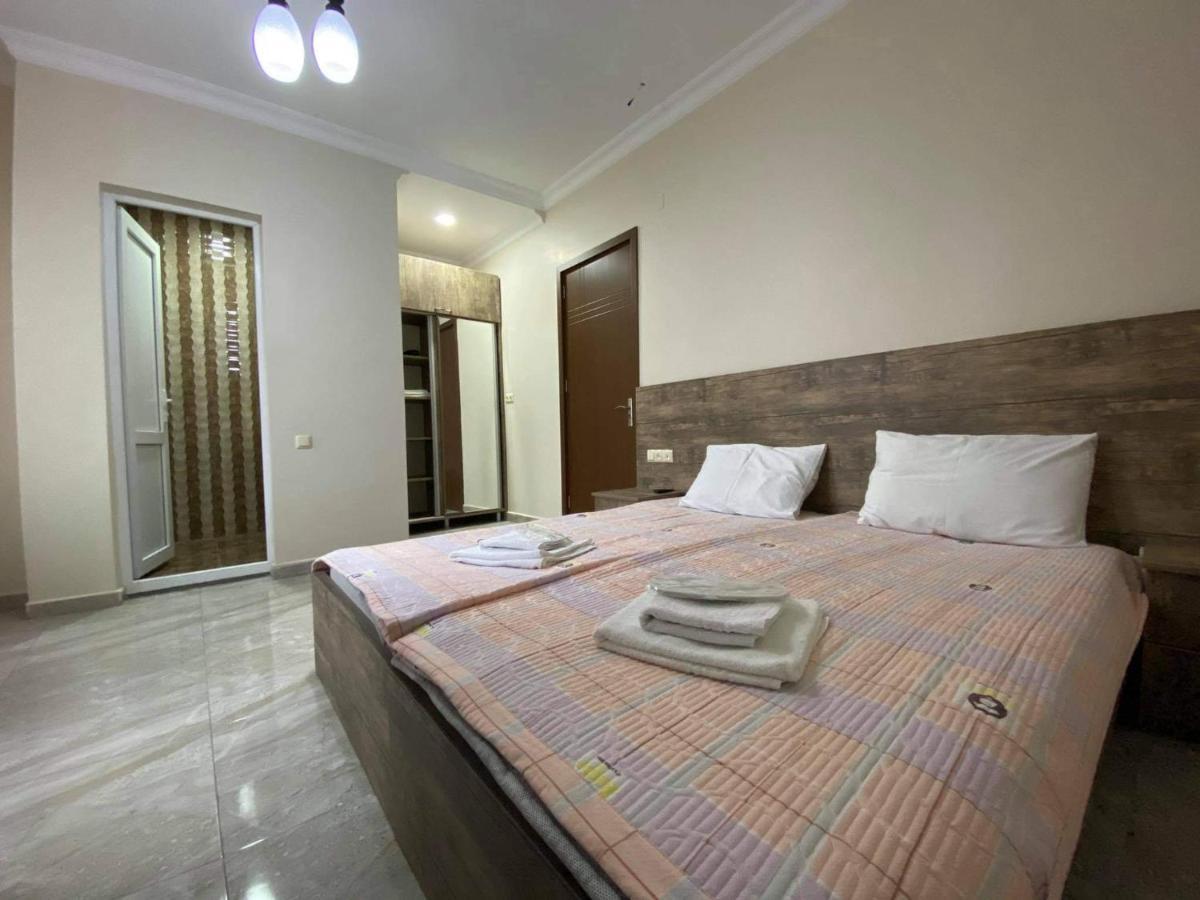 Family Hotel Μπατούμι Εξωτερικό φωτογραφία
